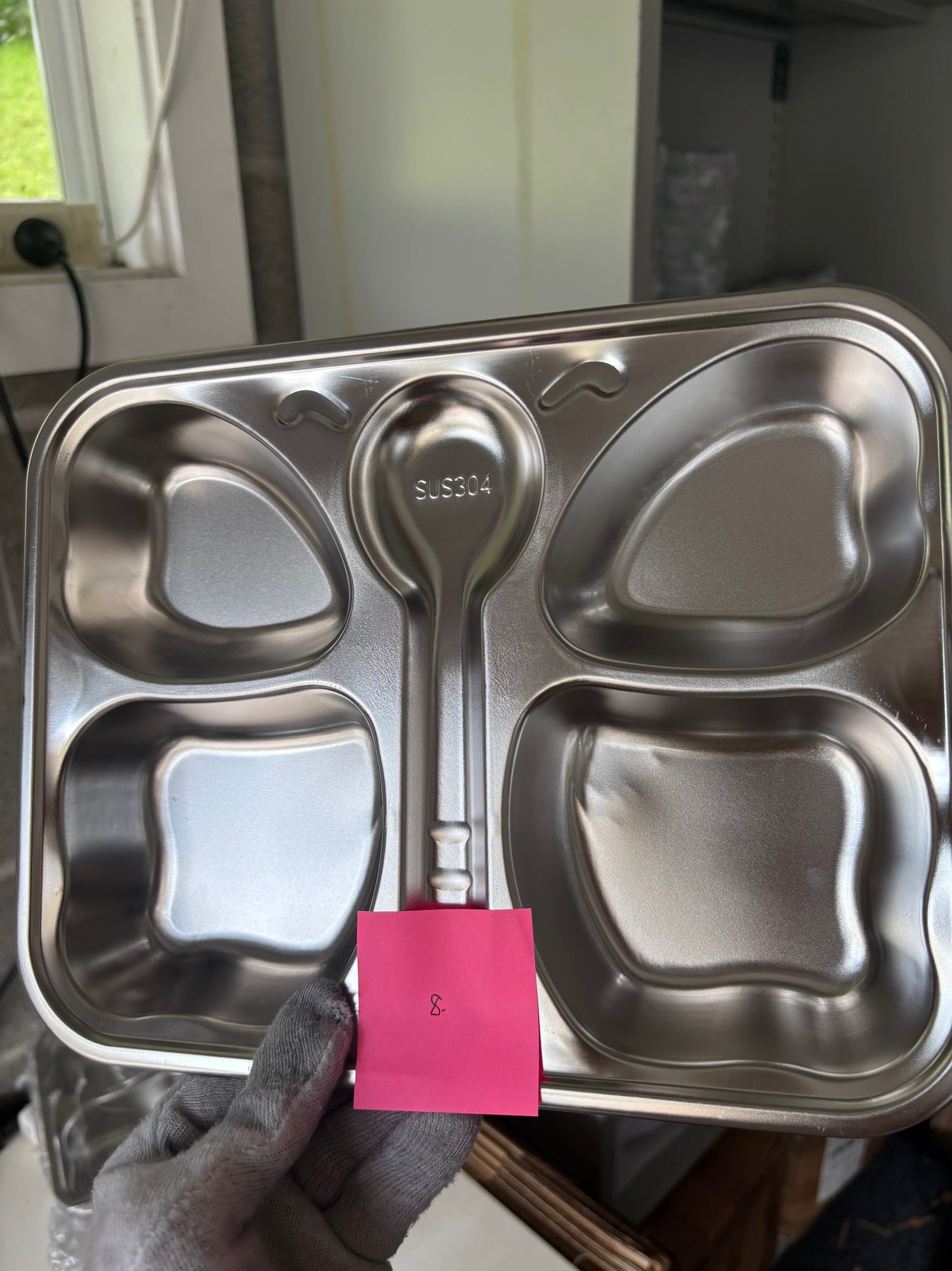 Seconds Butterfly Section Plates 20-30% off